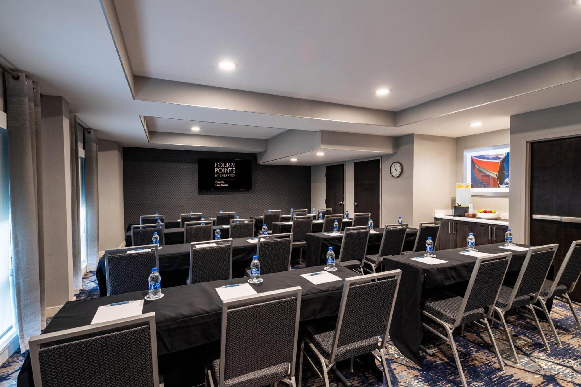 Four Points By Sheraton Charlotte - Lake Norman Ξενοδοχείο Huntersville Επιχειρήσεις φωτογραφία